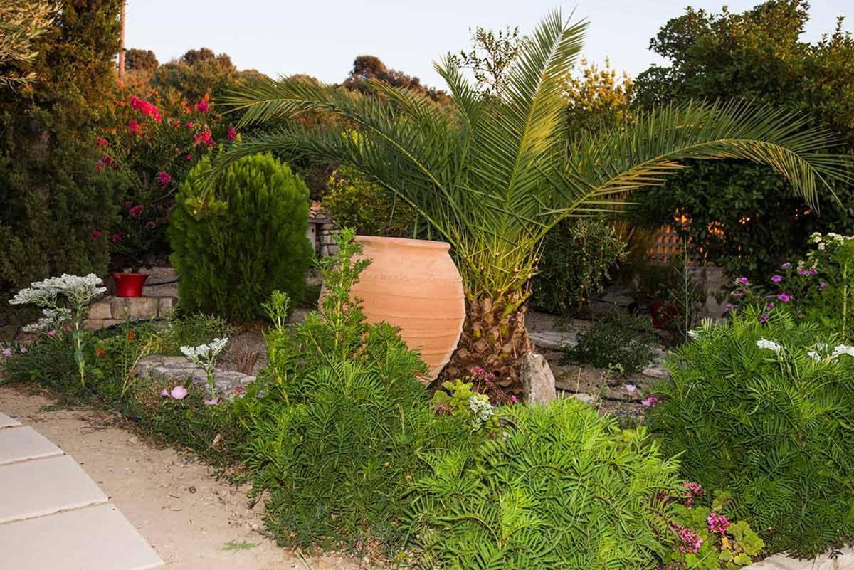 Stonehouse Olivelia - Afrathias Beach Тимпаки Экстерьер фото